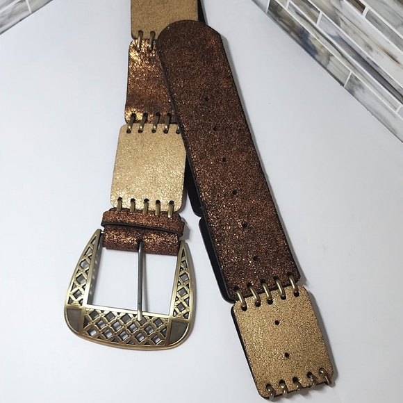 Vintage Wide Belt and Buckle - Picture 3 of 7